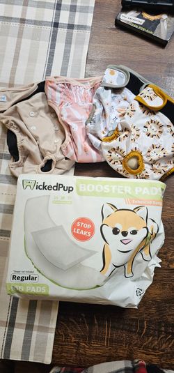 Medium puppy pads and regular liners