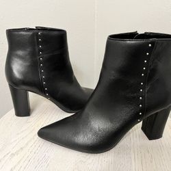 Like New Genuine Leather Bandolino Boots 8.5