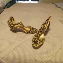 Tan And Leopard Shoes Size9