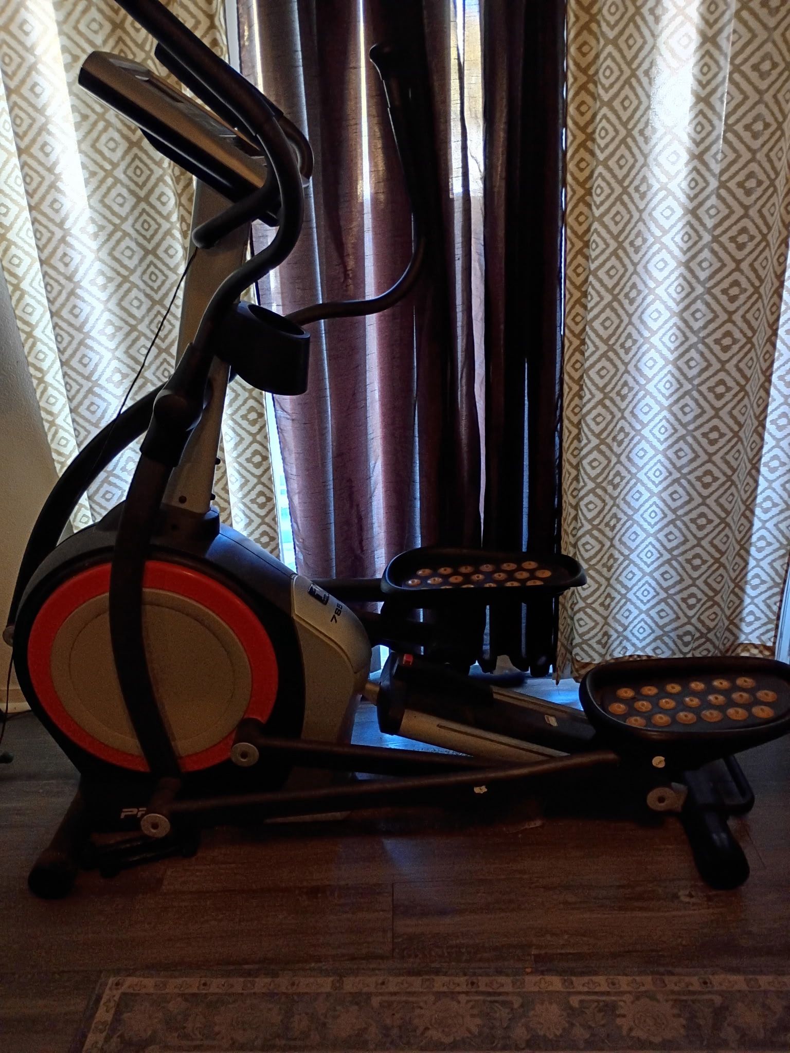 Elliptical Machine I Series 