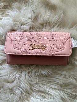 Juicy Couture pink wallet. NEW