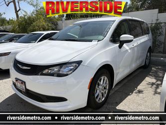 2023 Chrysler Voyager