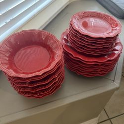 Red- Pioneer Woman Dish Set