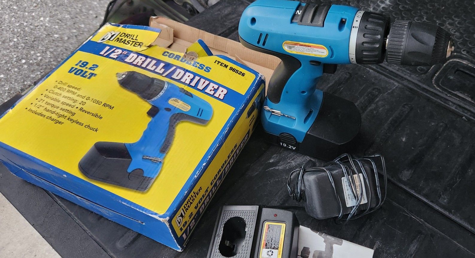 lCordless Drill Battery +Charger