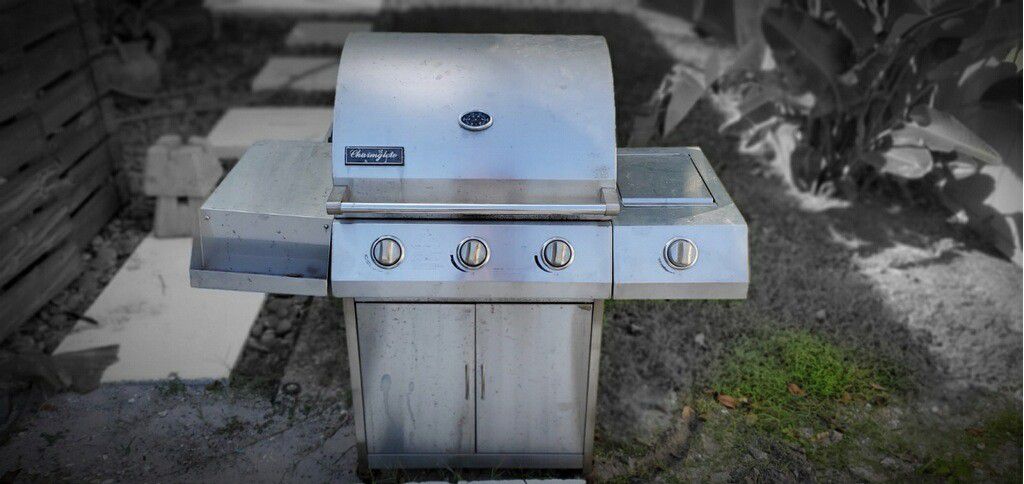 Charmglow BBQ grill