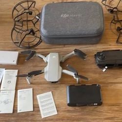 DJI Mavic Mini Fly More combo - Drone with 2.7K Camera 30 Minute flight