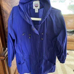 Brand New Woman /men’s Wind Breaker Jacket Size Small-med
