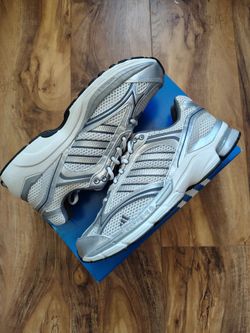 Adidas Spiritain 2000 Running Shoes 9 9.5 and 11.5 Y2K Style Retro