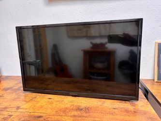 Insignia 24" N10 Series HD TV