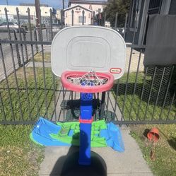Kids Basketball Court And Slice 20$ Both 