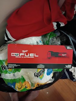 Milwaukee m18 multitool tool only new in box
