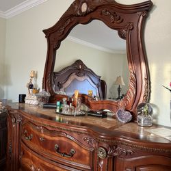 California king Bedroom Set 5-6 Pieces