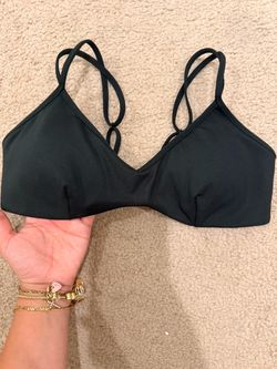Fabletics sports bra