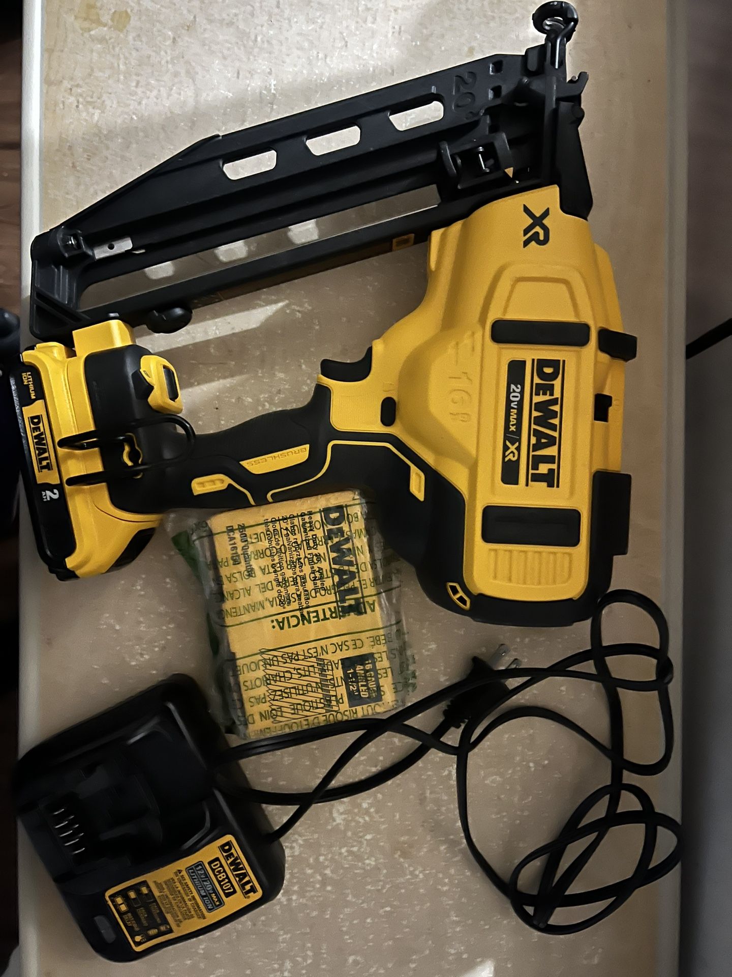 Dewalt 16 Gauge nailer