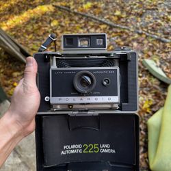 Polaroid Camera 
