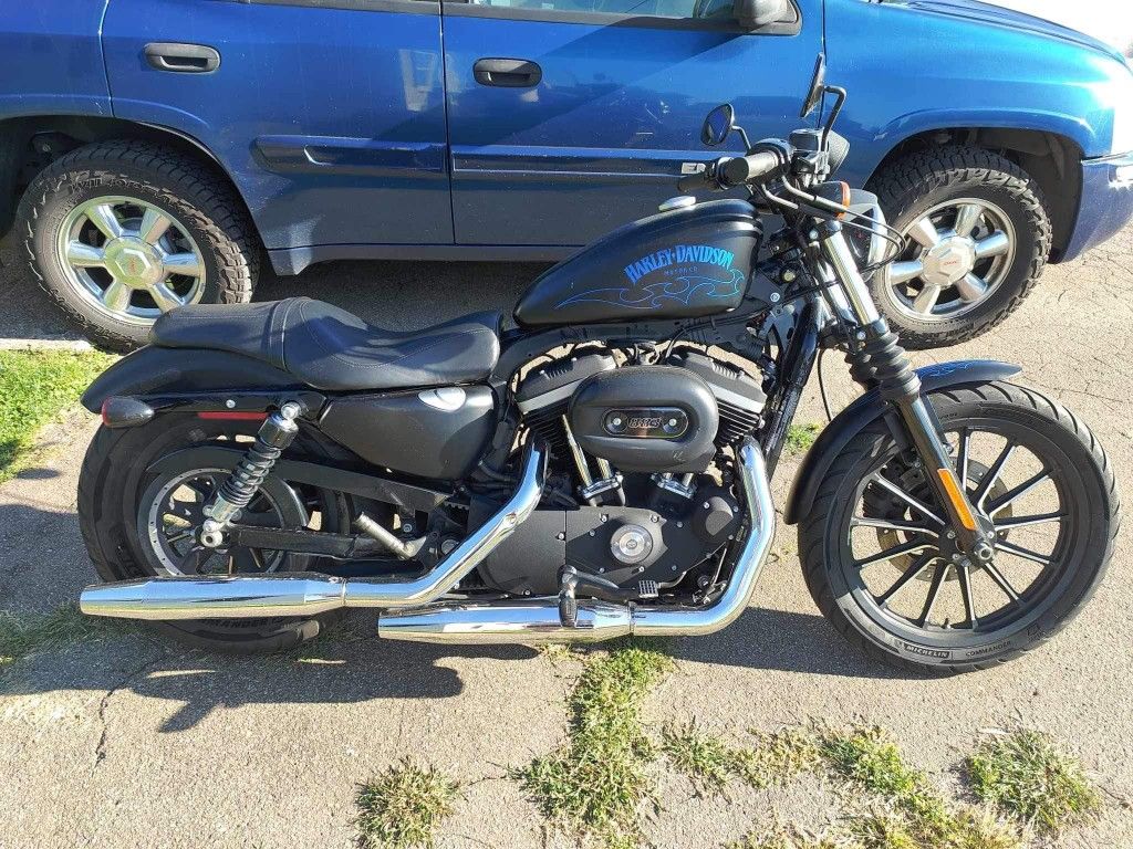 2012 Harley-Davidson Sportster Iron 883
