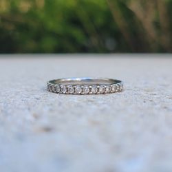 14K Gold 0.62 Diamond Eternity Band/Ring (Jewelry Box Included)