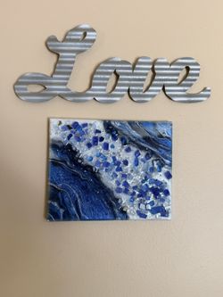 💙 Blue Crystal Geode Resin Art – 8” × 10”