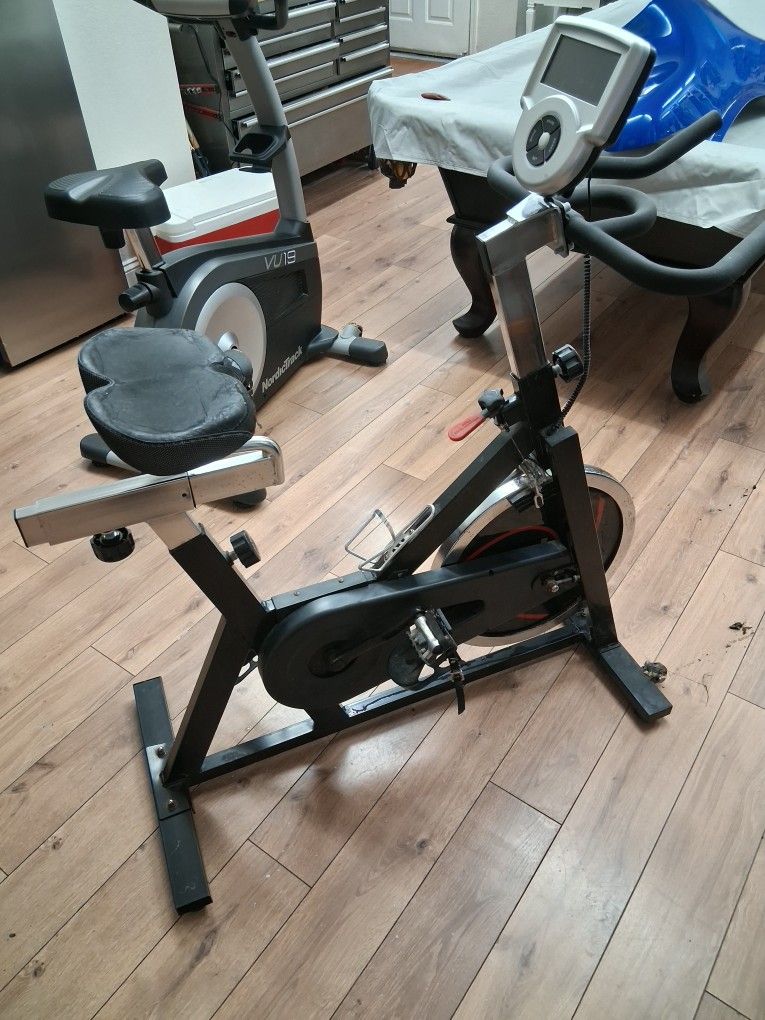EXERCISE MACHINE!