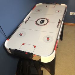 Air Hockey Table