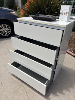 4 Drawer Dresser