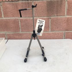 String  Instrument Stand
