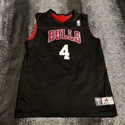 Mens small reversible Chicago Bulls jersey