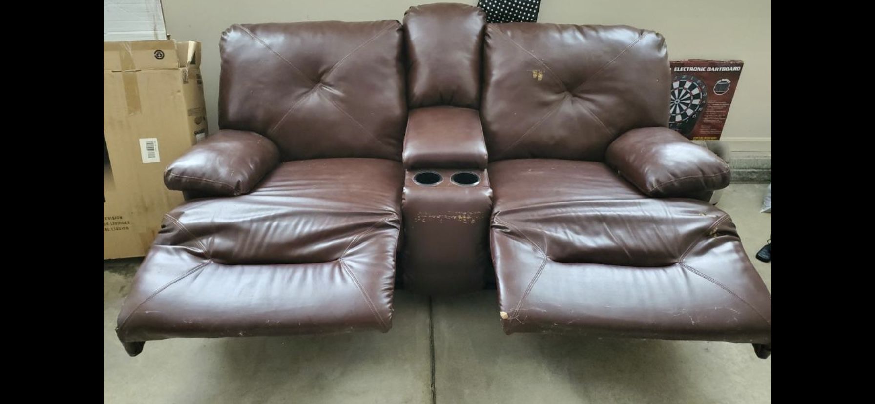 Free leather Recliner sofa