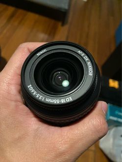 Nikon 18-55mm f/3.5-5.6G AF-S DX VR Nikkor Zoom Lens