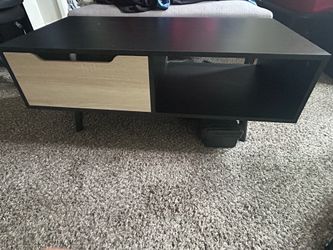 Table, dresser & tank bundle