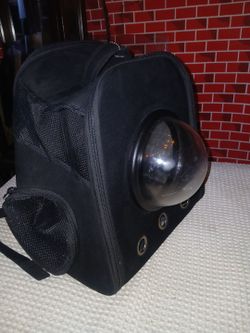 Pet backpack