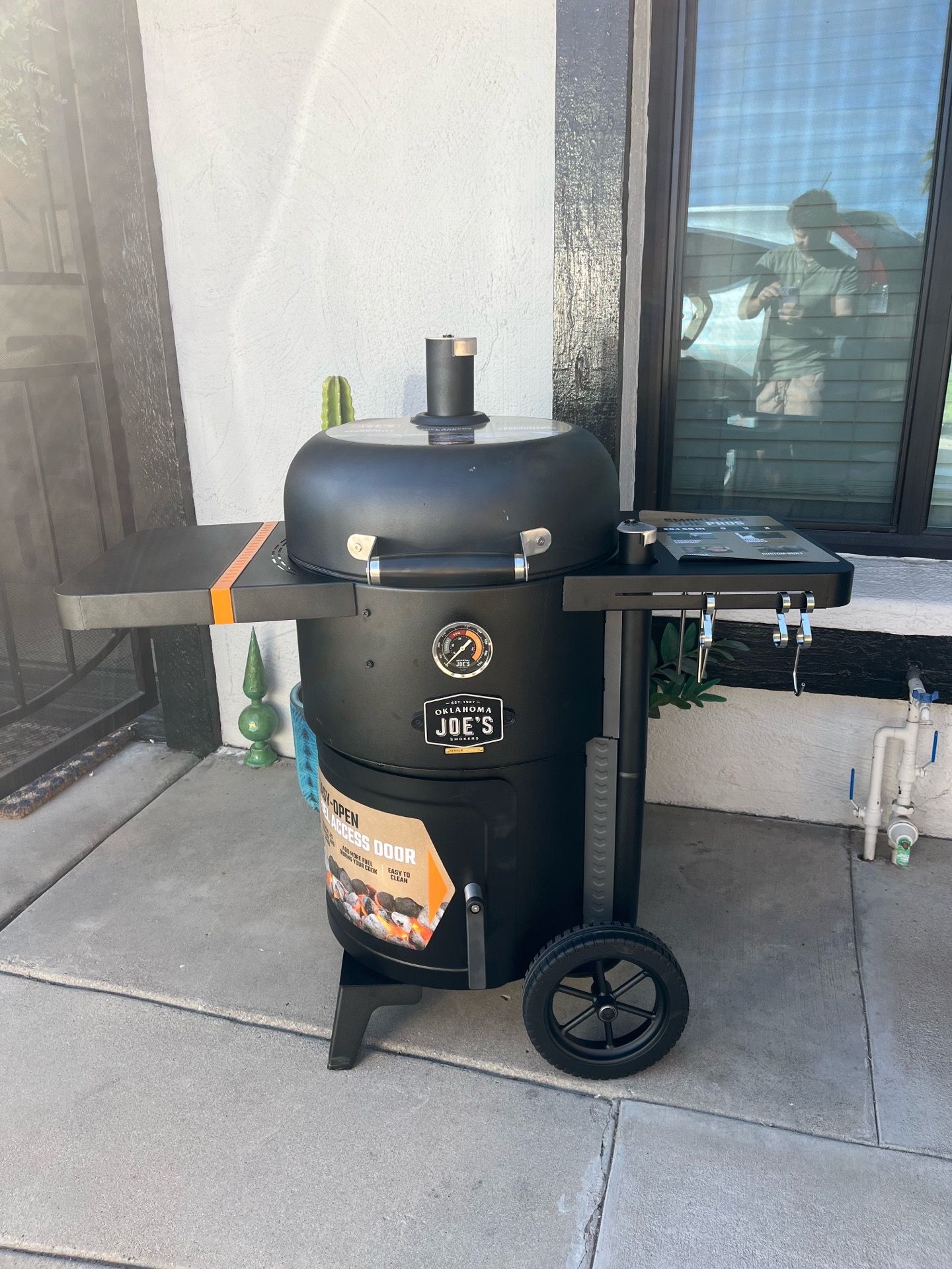 NEW Oklahoma Joe’s Bronco Drum Smoker and Grill