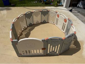 Play yard