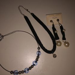 2 Choaker Necklaces And A Pair Of Earrings