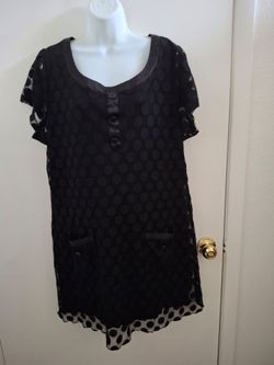 Black lace Short-sleeve shift mini dress.