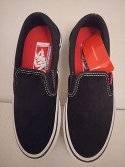 Vans slip on shoes black size 4.5