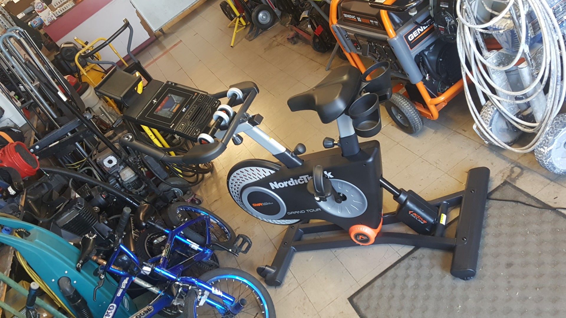 NordicTrack NTEX71015 Grand Tour Upright Articulating Cycle for Sale in