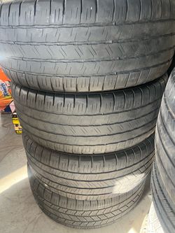 275/55/20 Goodyear Eagle LS tires 50% life left 275/55r20 Llantas Usadas 50% de Vida