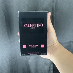 Valentino intense