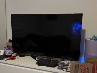 43” Vizio TV with Roku