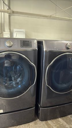 Samsung Front Load Washer and electric  Dryer Set