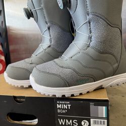 Women's Burton Mint BOA® Snowboard Boots