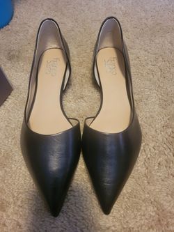 Franco Sarto Black Pointed-Toe Flats size 10