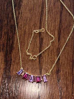 Women’s 10kt yellow gold gemstone necklace