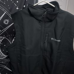NEW black Columbia Fleece Vest 