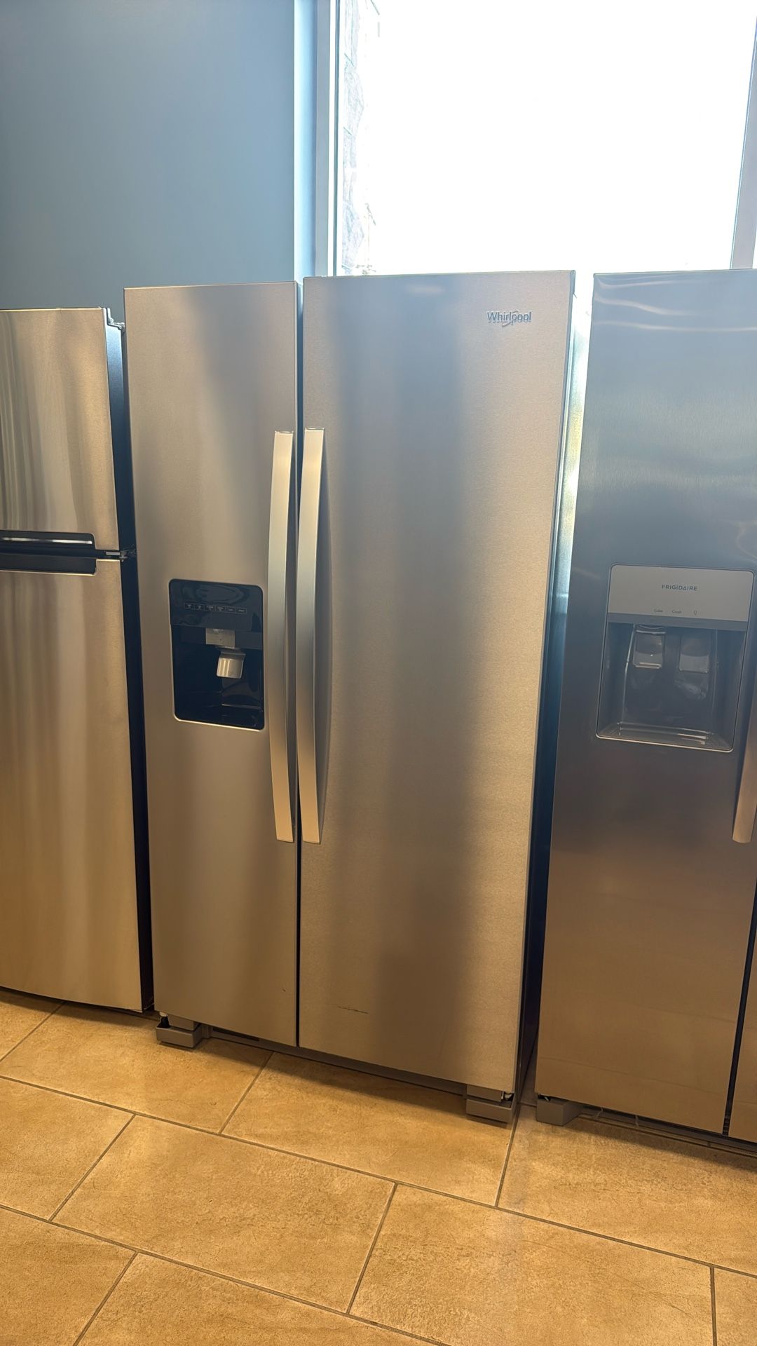 Fridge Whirlpool 799$