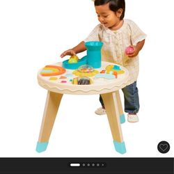 B. Toys bay activity table