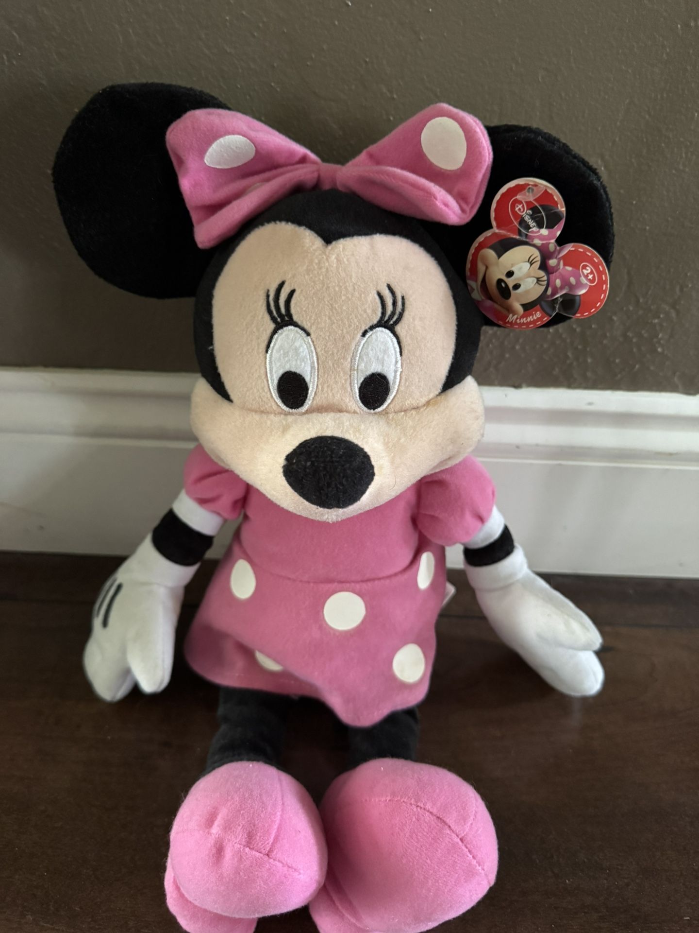 Minnie Mouse Plushie