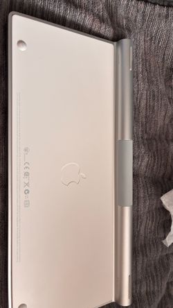 Apple keyboard, 2009