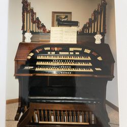 Conn Martinique Organ